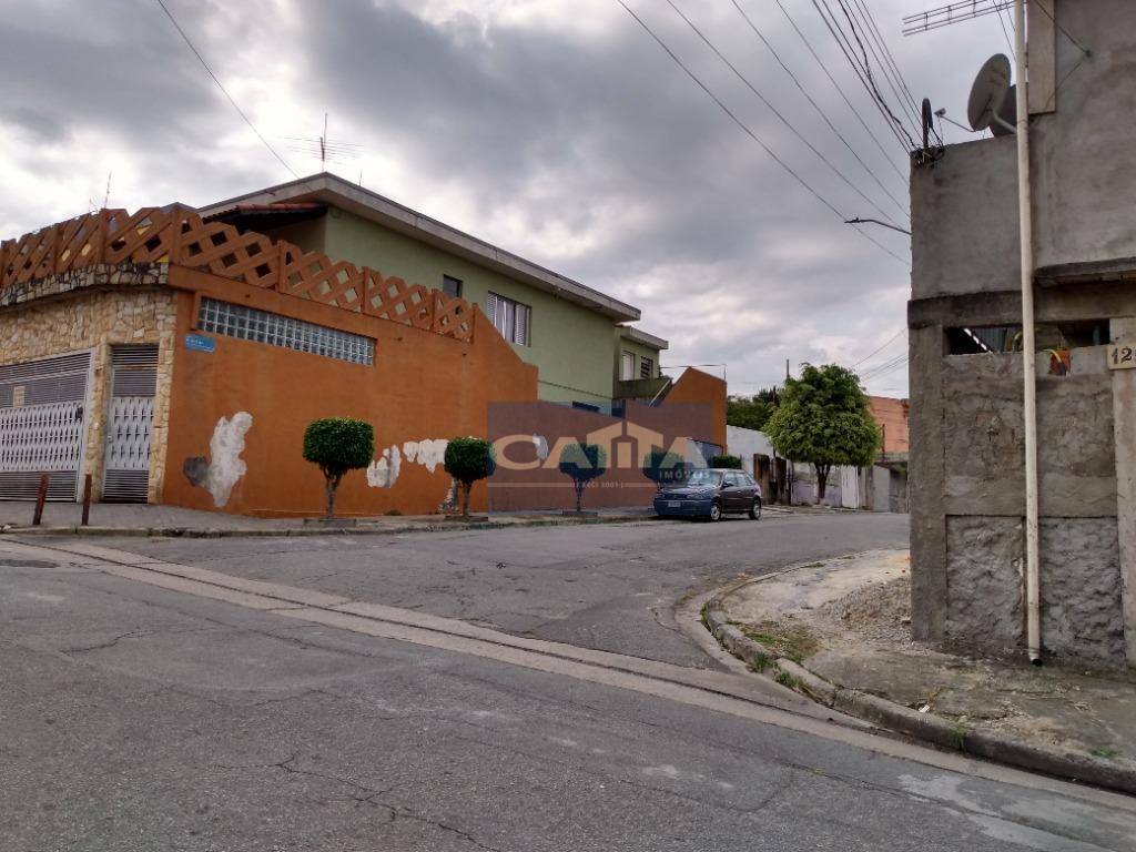 Sobrado à venda com 3 quartos, 180m² - Foto 2