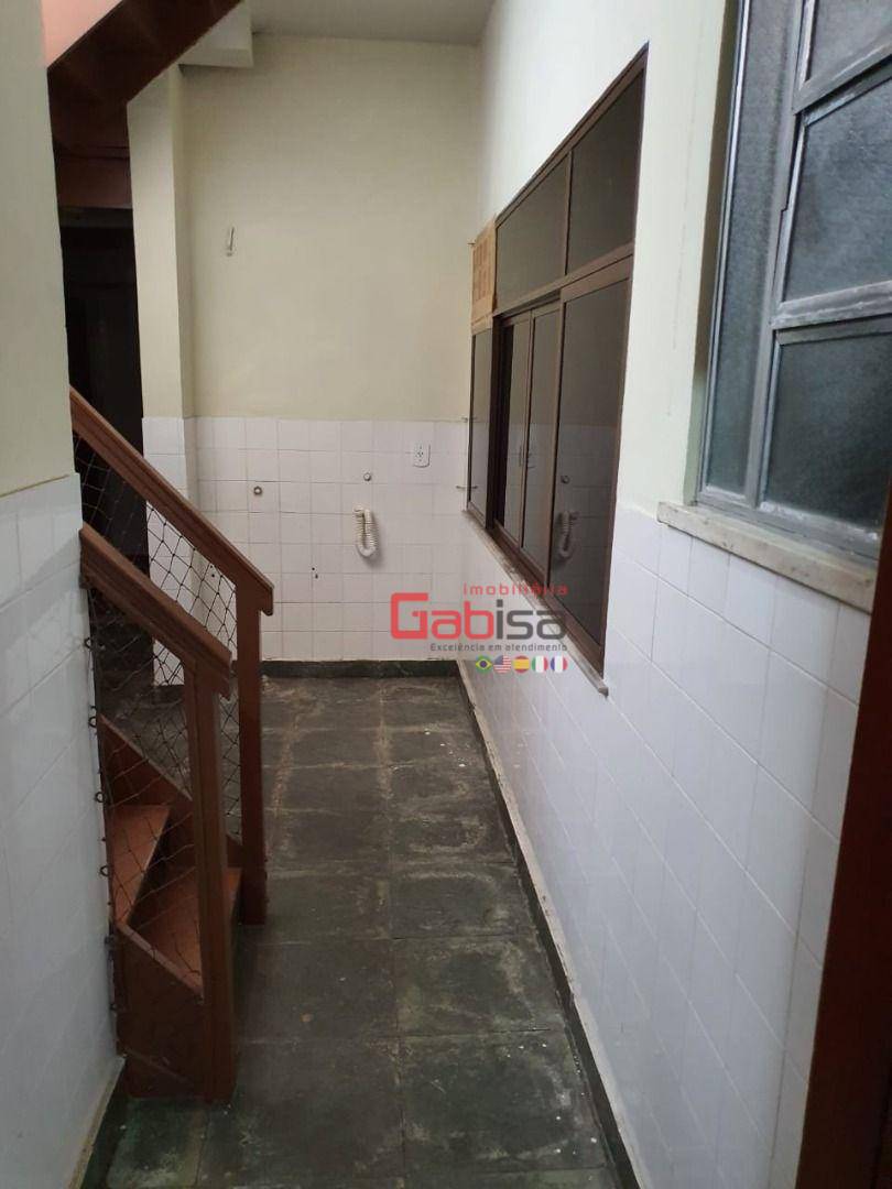 Casa à venda com 4 quartos, 300m² - Foto 22