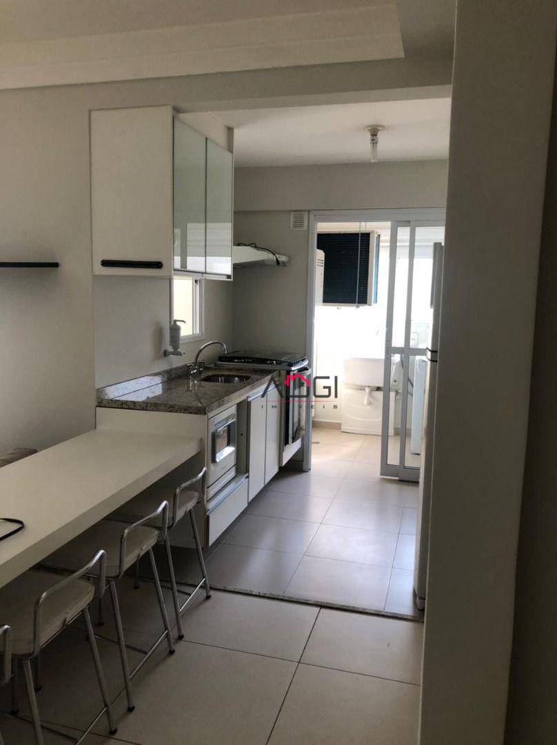 Apartamento para alugar com 2 quartos, 80m² - Foto 4