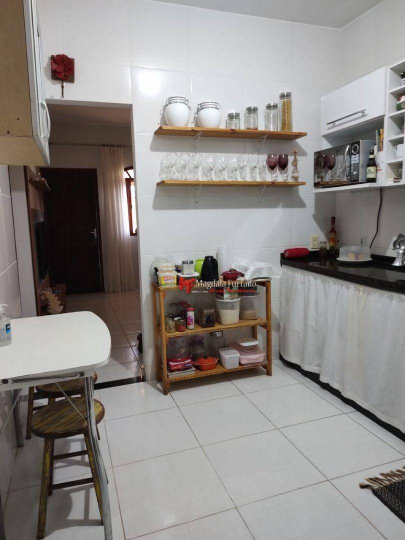 Casa à venda com 2 quartos, 52m² - Foto 11