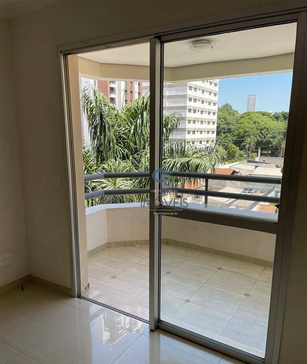 Apartamento à venda com 3 quartos, 92m² - Foto 2