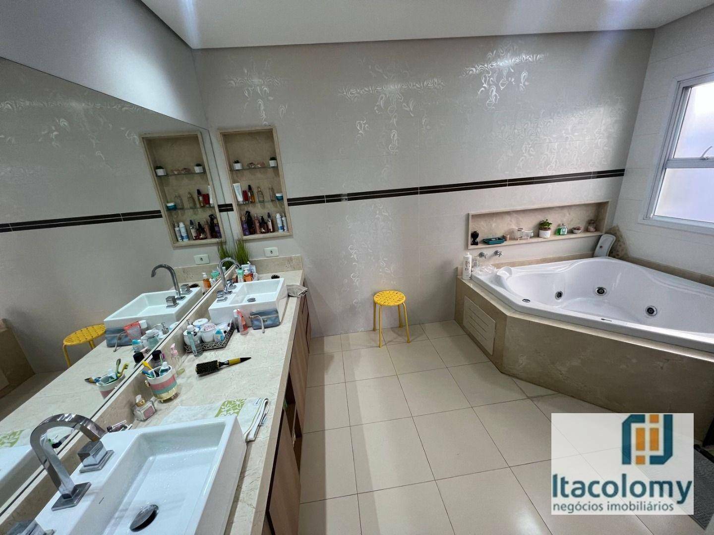 Casa de Condomínio à venda com 3 quartos, 266m² - Foto 15