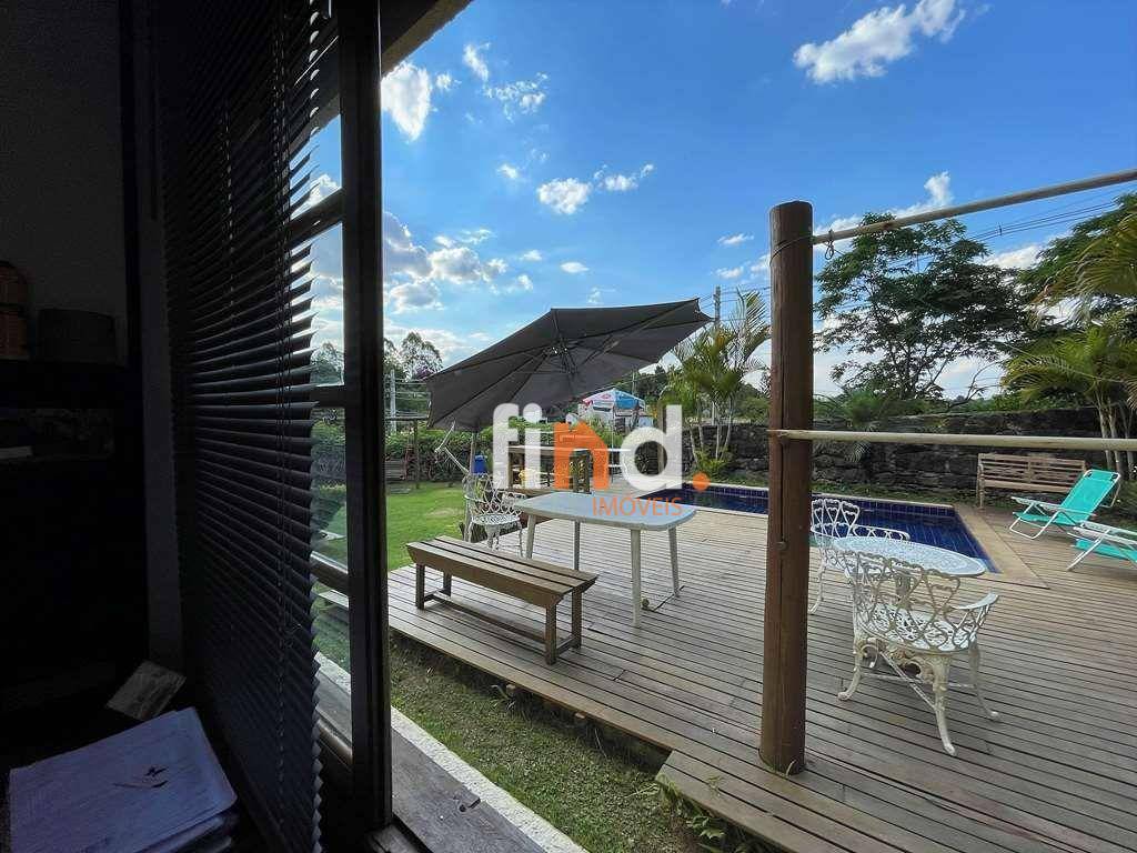 Casa de Condomínio à venda com 4 quartos, 220m² - Foto 24