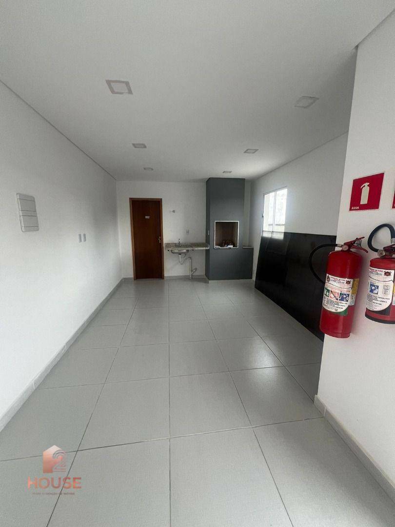 Apartamento para alugar com 2 quartos, 50m² - Foto 7