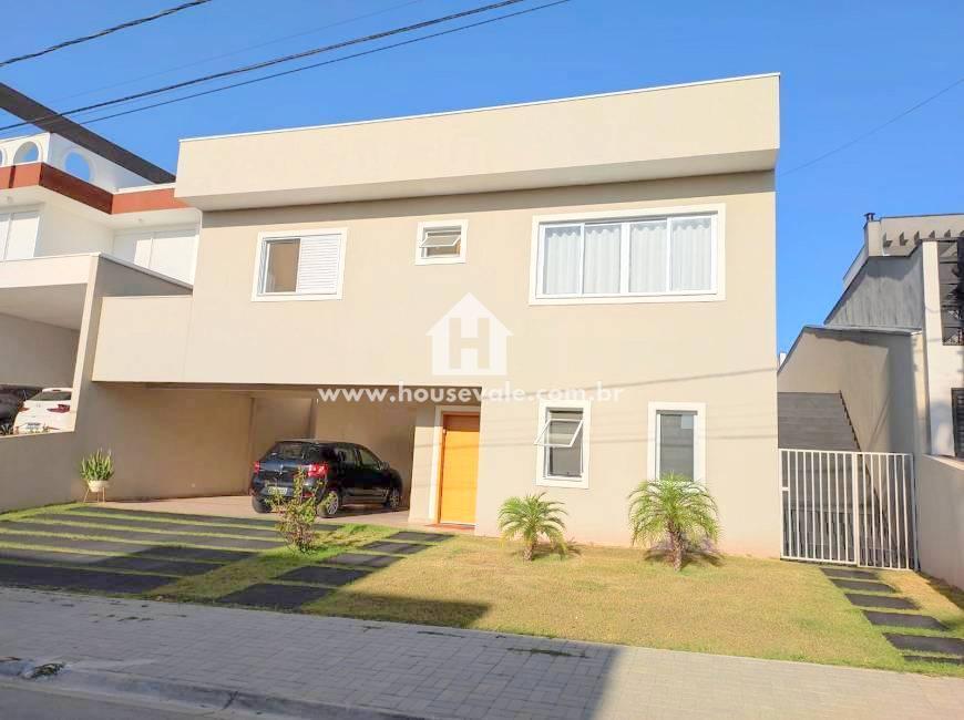 Sobrado à venda com 4 quartos, 330m² - Foto 1