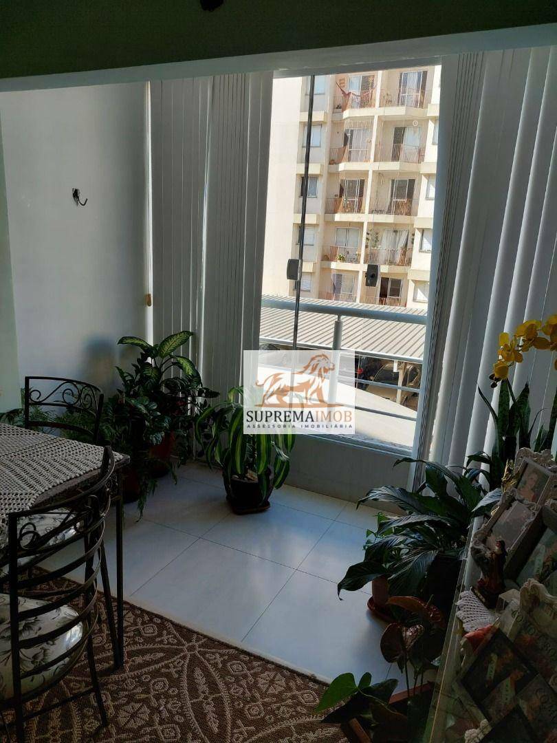 Apartamento à venda com 2 quartos, 64m² - Foto 9