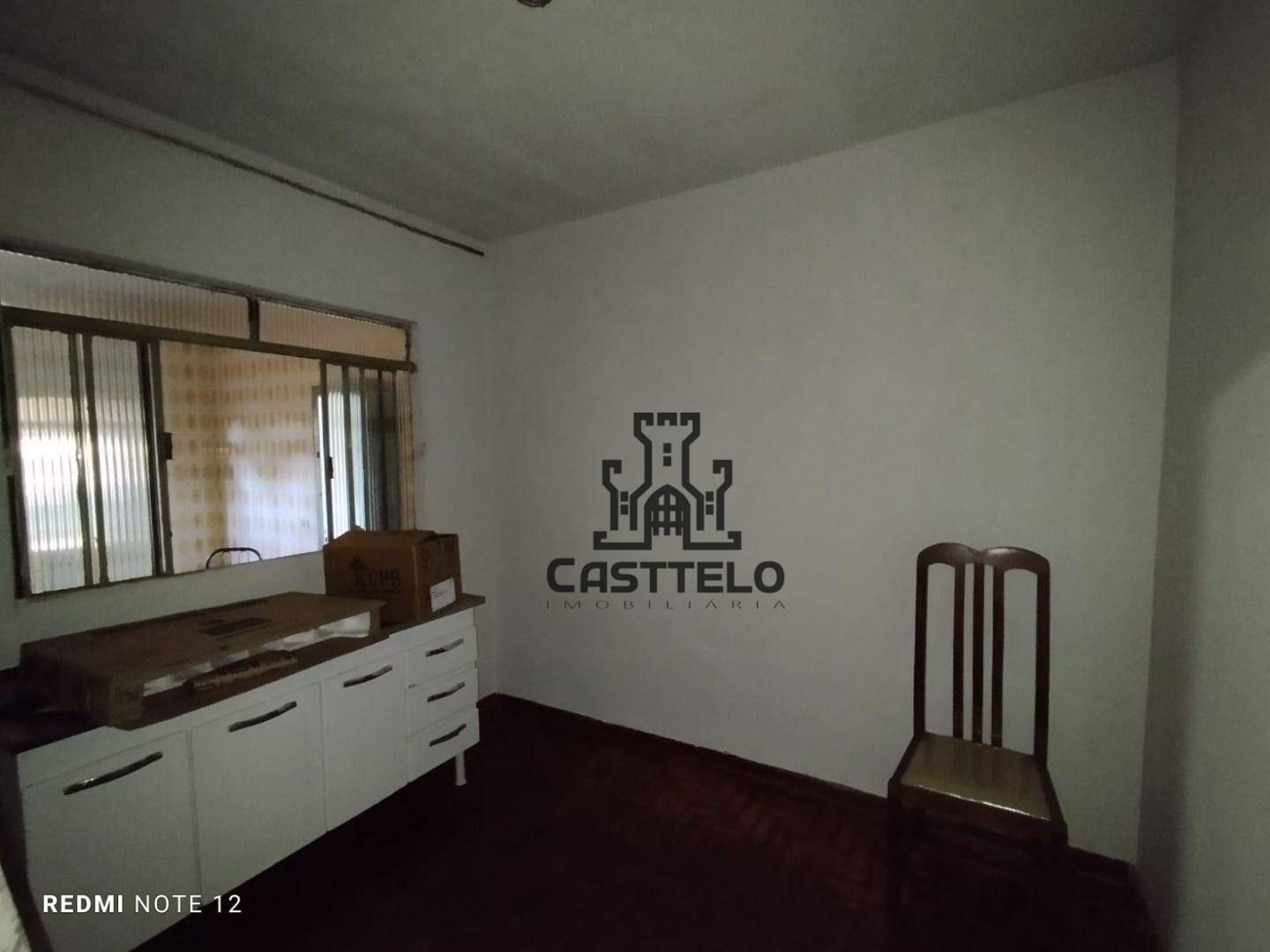 Casa à venda com 4 quartos, 240m² - Foto 12