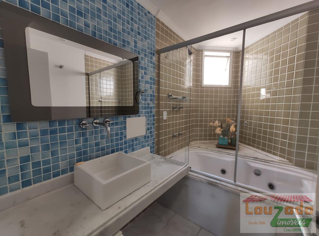 Apartamento à venda com 3 quartos, 236m² - Foto 14