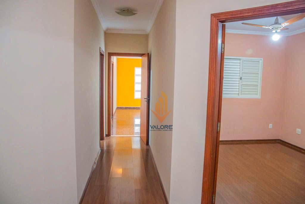 Casa à venda com 3 quartos, 286m² - Foto 16