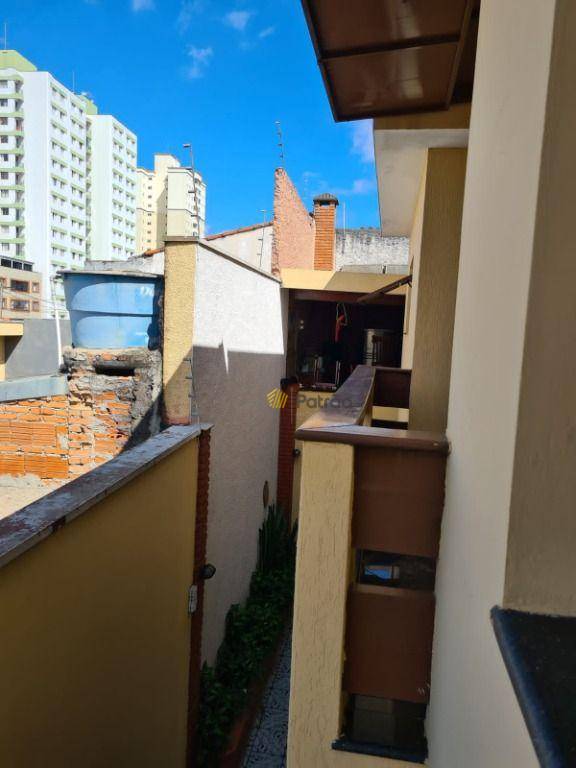 Sobrado à venda com 3 quartos, 272m² - Foto 20