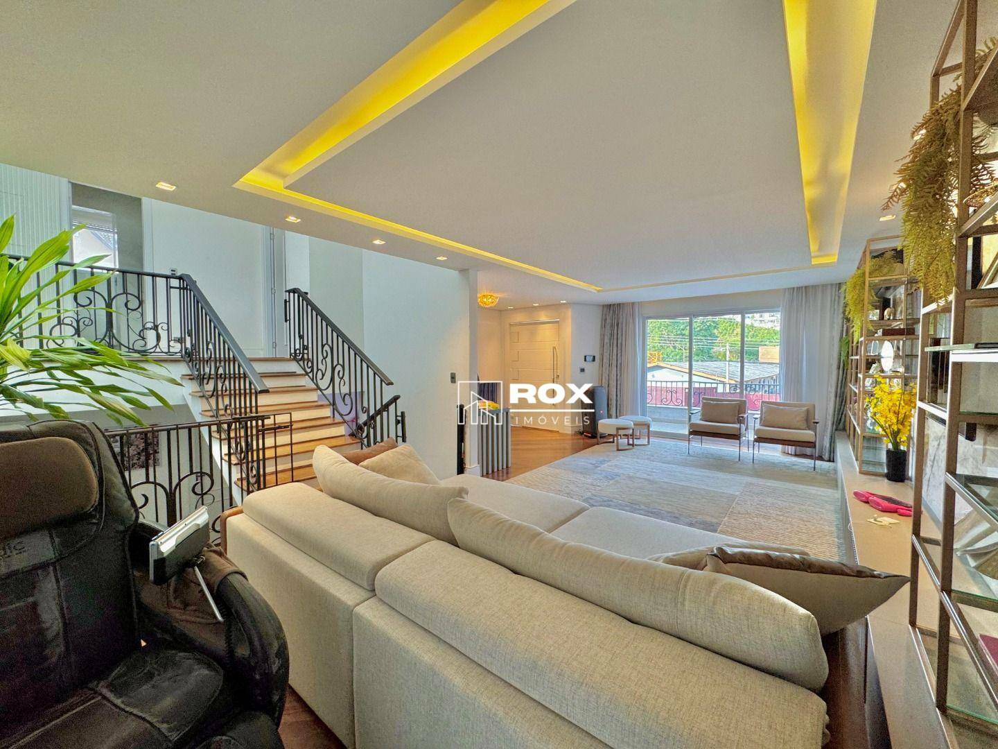 Casa à venda com 4 quartos, 490m² - Foto 15