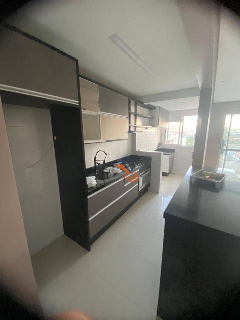 Apartamento à venda com 2 quartos, 69m² - Foto 2