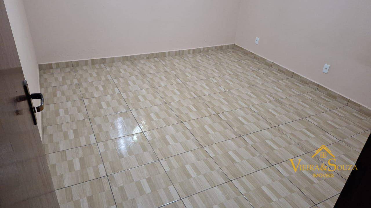 Chácara à venda com 2 quartos, 750M2 - Foto 7