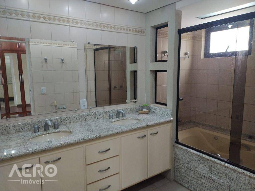 Apartamento à venda com 3 quartos, 240m² - Foto 24