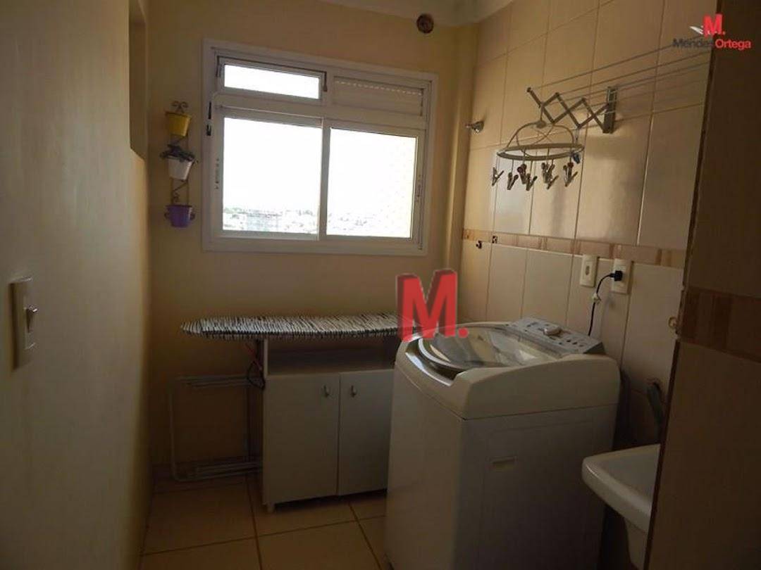 Apartamento à venda com 2 quartos, 72m² - Foto 23