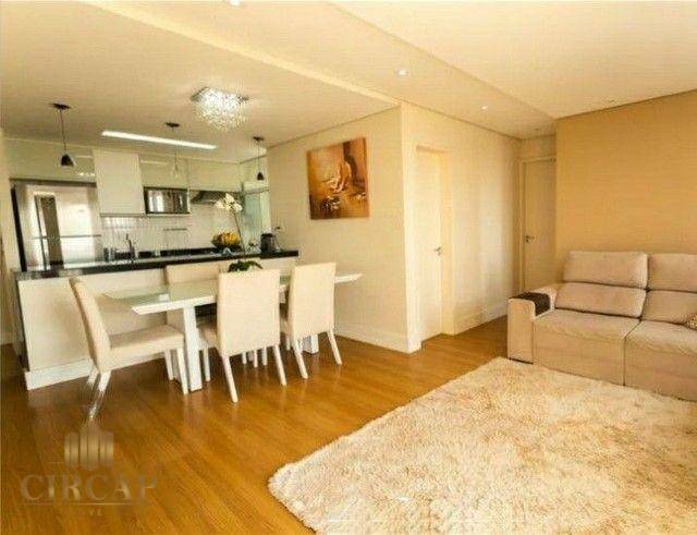 Apartamento à venda com 2 quartos, 70m² - Foto 1