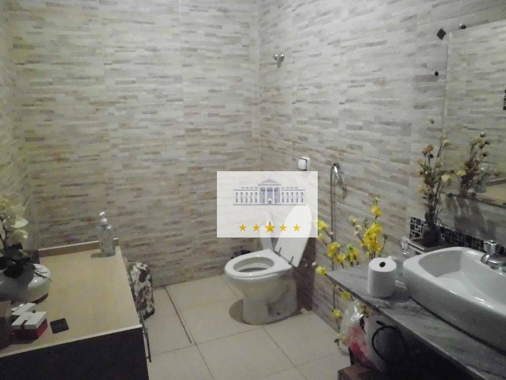 Casa à venda com 3 quartos, 280m² - Foto 12