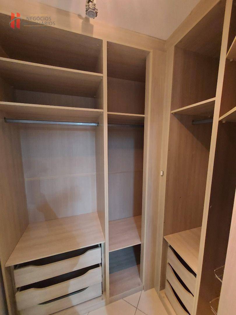 Apartamento à venda com 2 quartos, 81m² - Foto 19