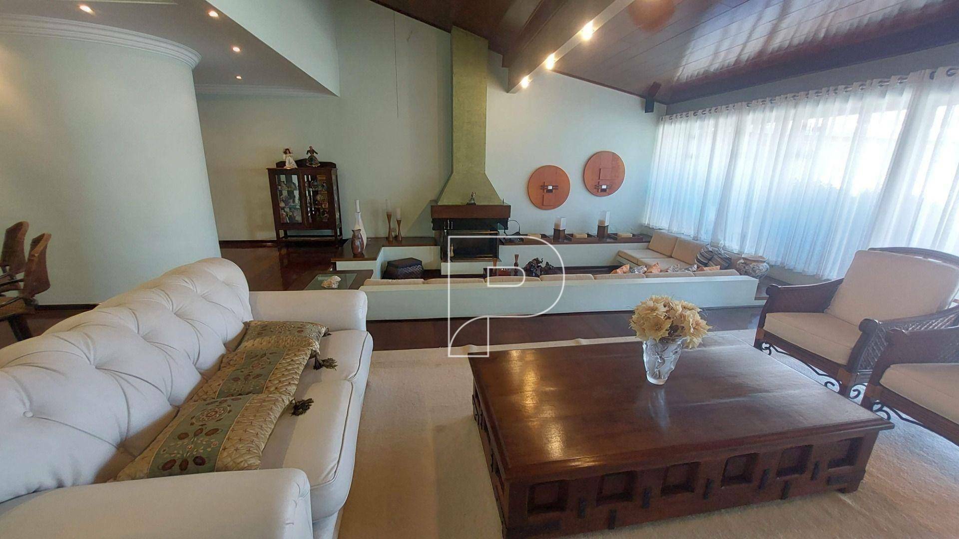 Casa de Condomínio à venda com 4 quartos, 300m² - Foto 1