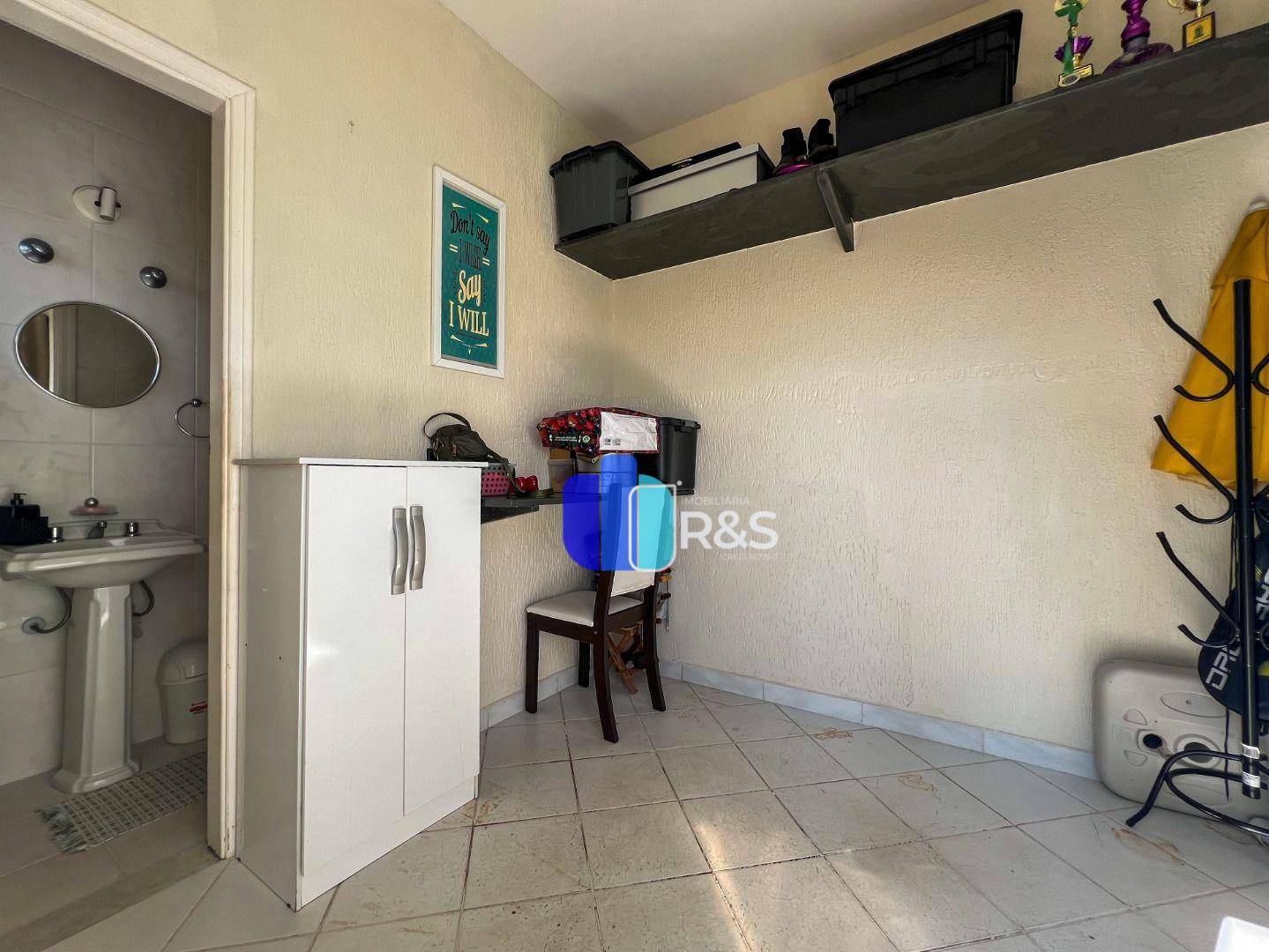 Casa de Condomínio à venda com 3 quartos, 290m² - Foto 15