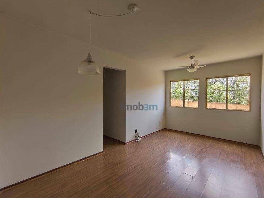 Apartamento à venda com 3 quartos, 59m² - Foto 2