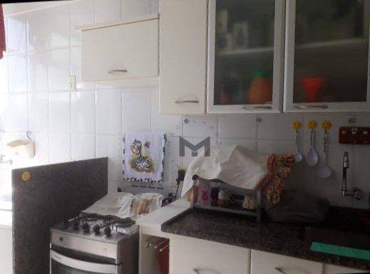 Apartamento à venda com 2 quartos, 70m² - Foto 15