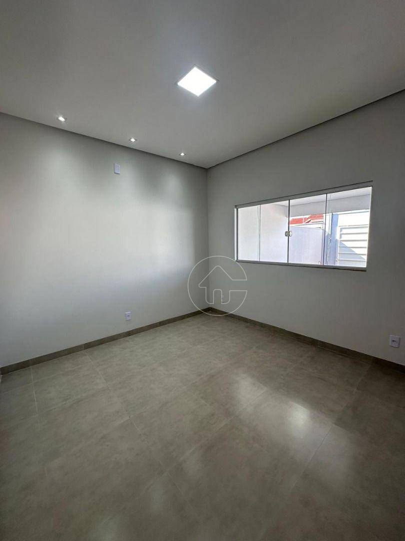 Casa à venda com 2 quartos, 108m² - Foto 5