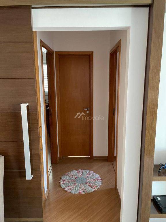 Apartamento à venda com 2 quartos, 80m² - Foto 9