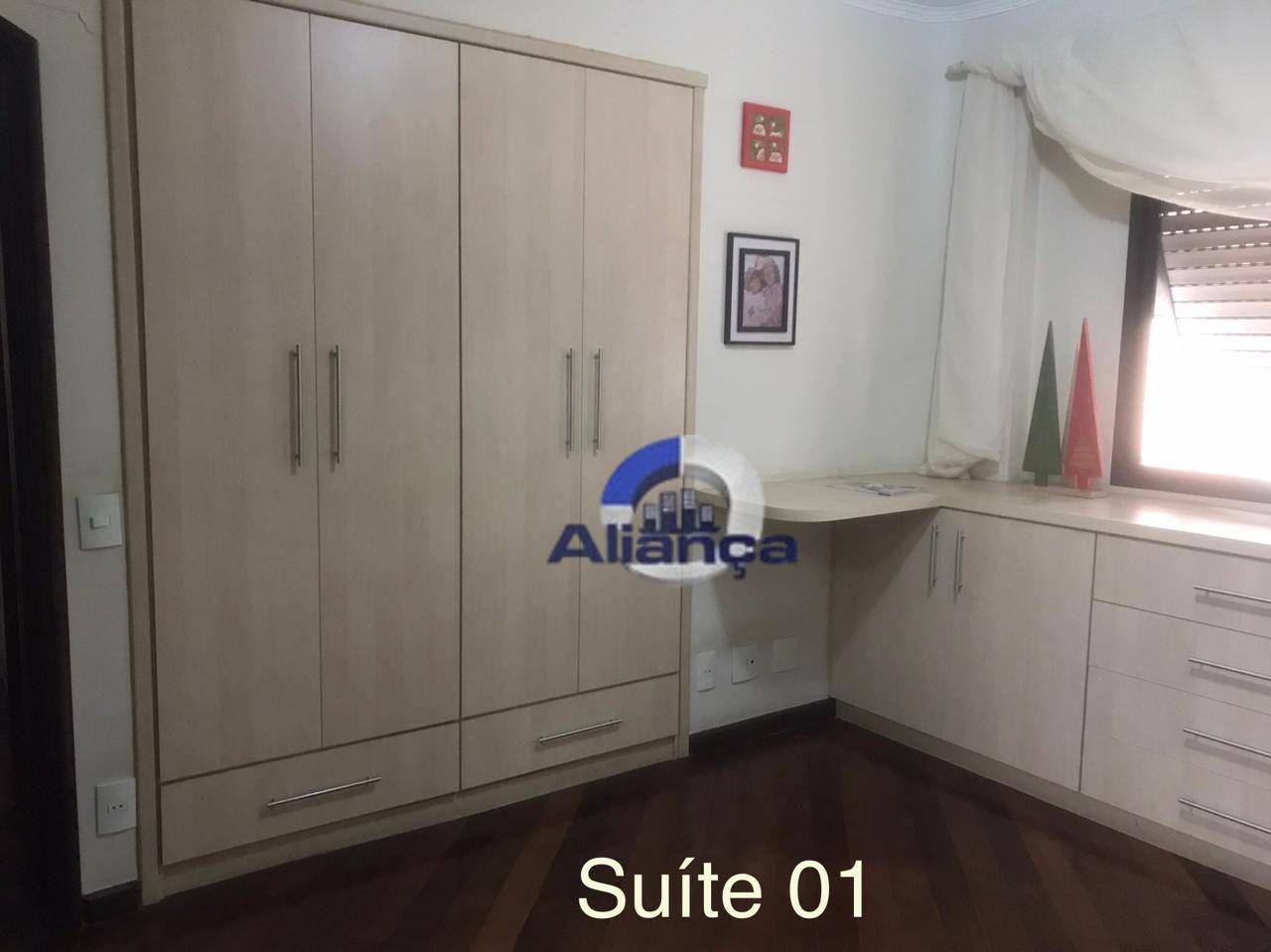 Apartamento à venda com 4 quartos, 185m² - Foto 6