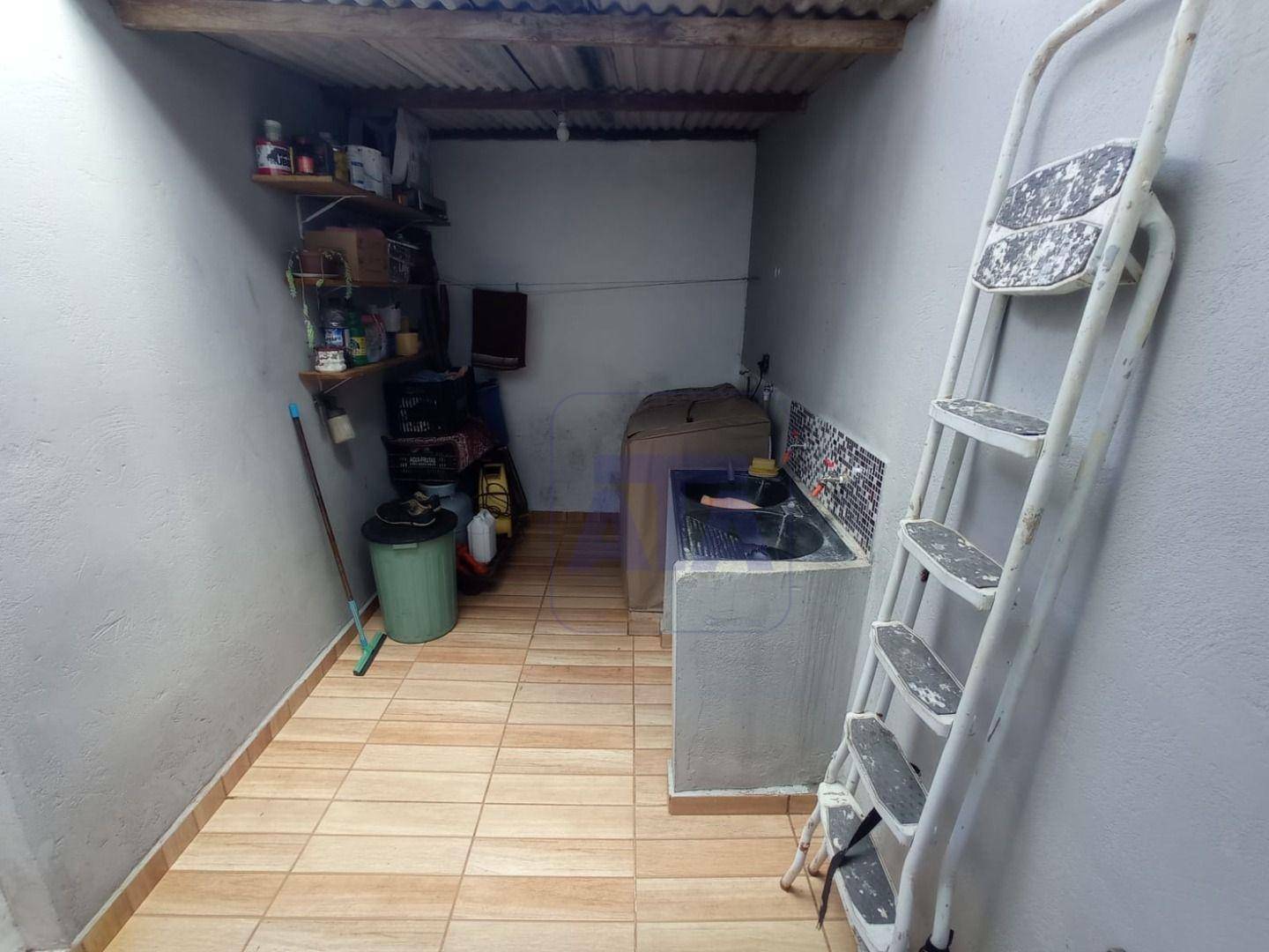 Casa à venda com 3 quartos, 131m² - Foto 9