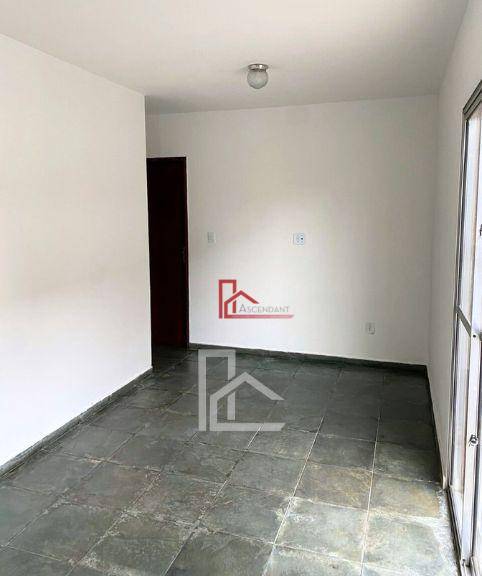 Apartamento à venda com 2 quartos, 62m² - Foto 5