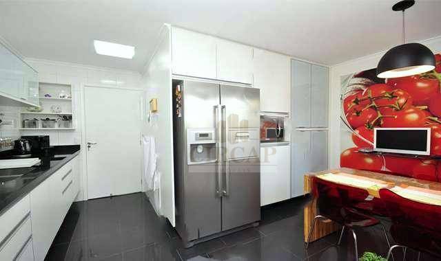 Apartamento à venda com 4 quartos, 157m² - Foto 9