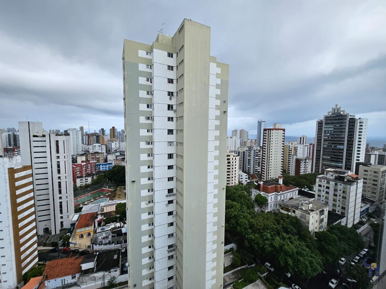 Apartamento para alugar com 1 quarto, 51m² - Foto 1