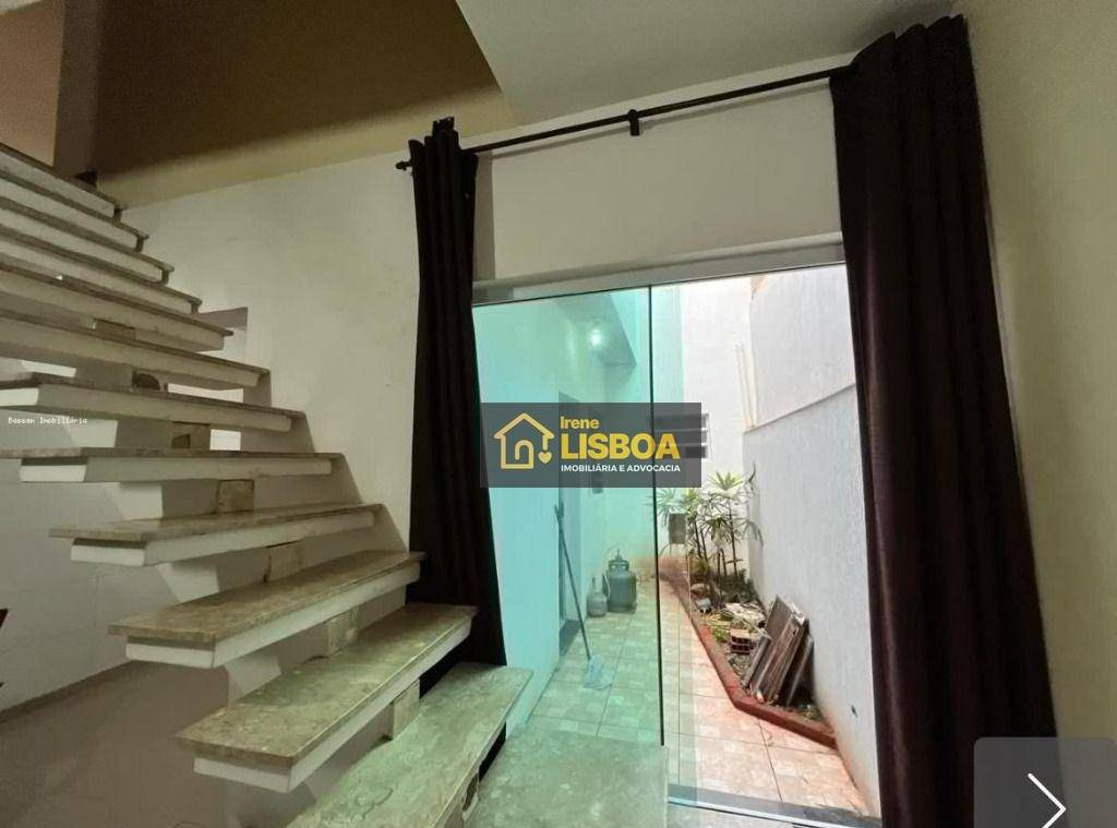 Sobrado à venda com 3 quartos, 120m² - Foto 3