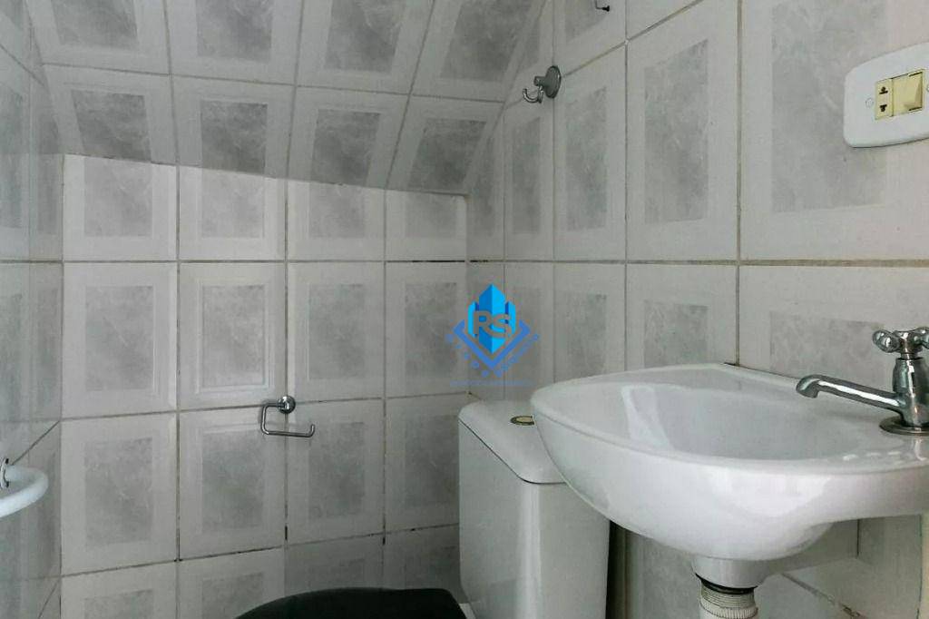 Sobrado à venda e aluguel com 3 quartos, 235m² - Foto 38