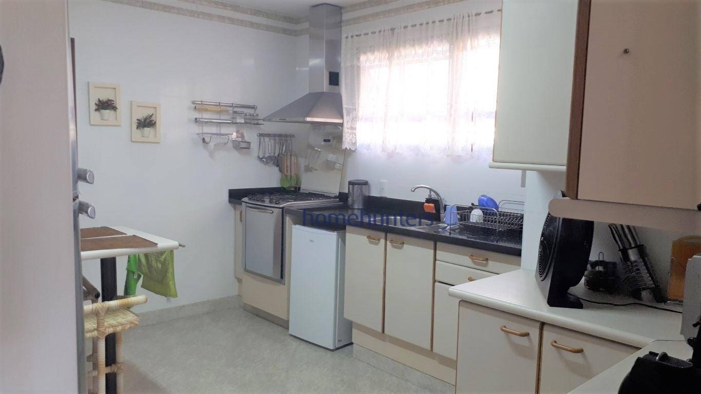 Apartamento à venda com 3 quartos, 142m² - Foto 35