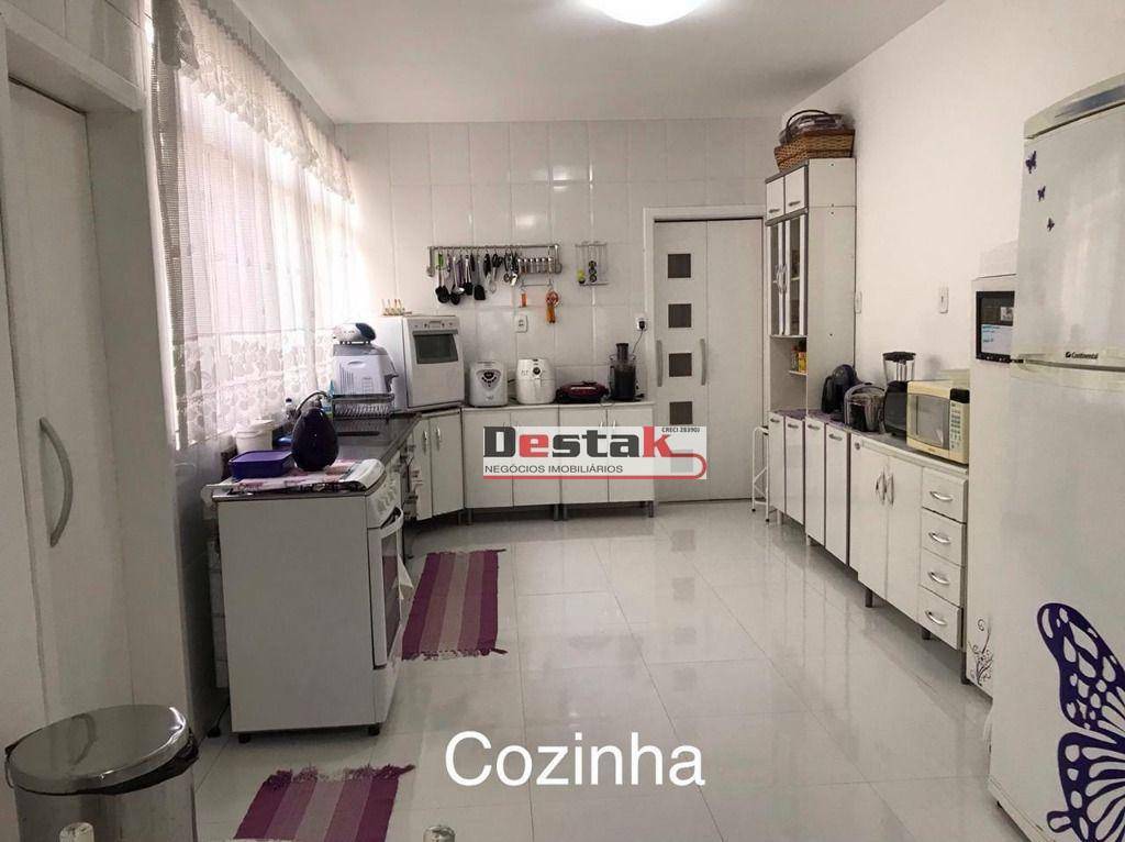 Casa à venda com 3 quartos, 255m² - Foto 8