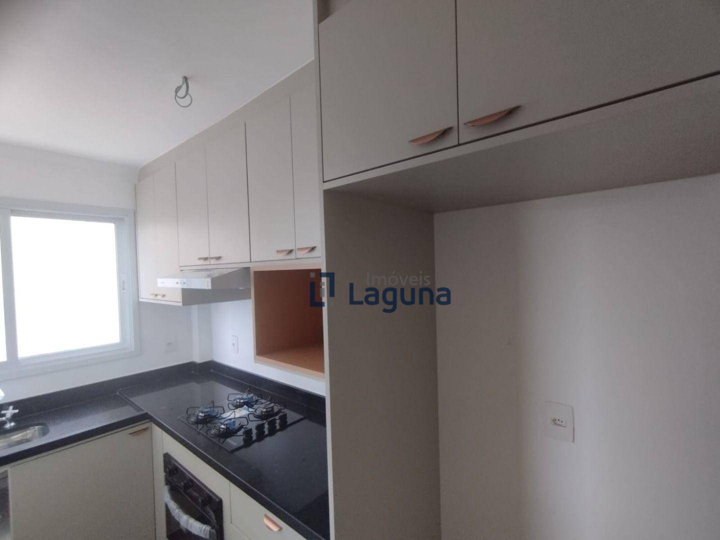 Apartamento para alugar com 1 quarto, 65m² - Foto 15