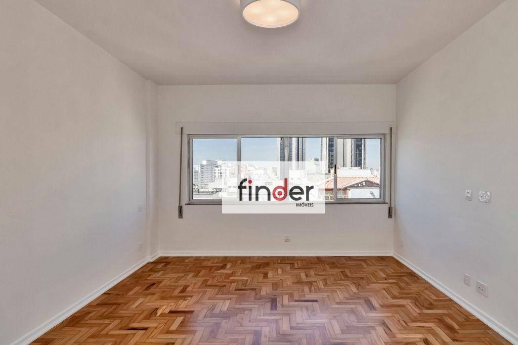 Apartamento à venda com 3 quartos, 180m² - Foto 19