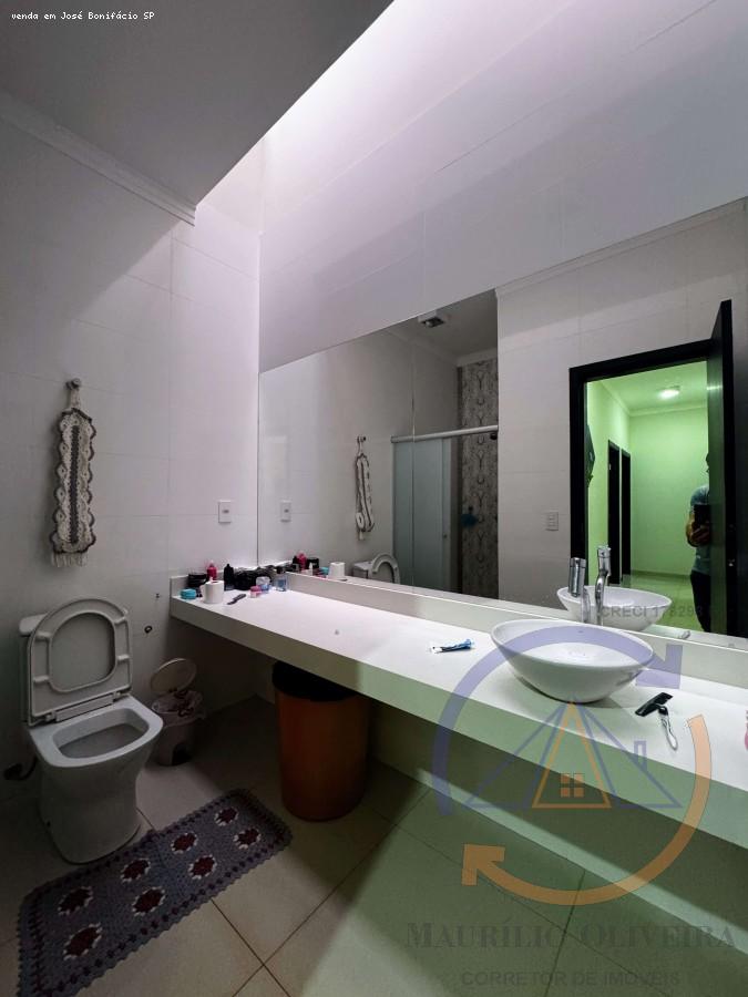 Casa à venda com 3 quartos, 259m² - Foto 22
