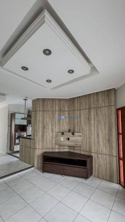 Casa para alugar com 3 quartos, 121m² - Foto 8