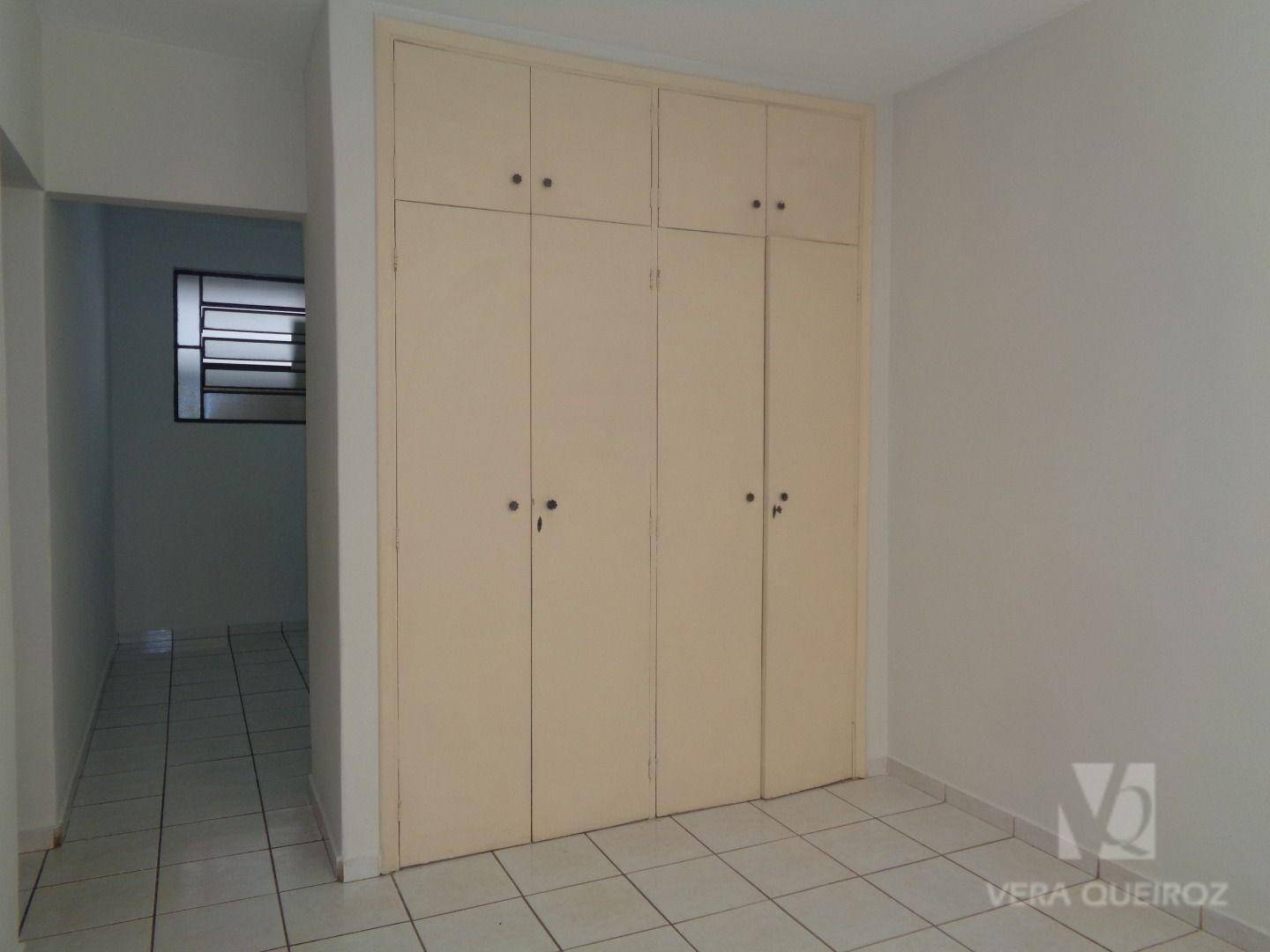 Apartamento para alugar com 1 quarto, 37m² - Foto 6