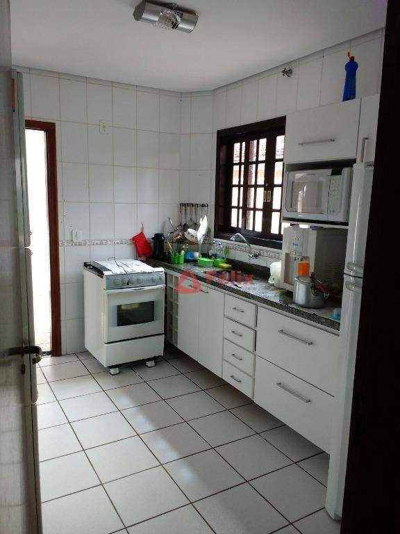 Sobrado à venda com 3 quartos, 170m² - Foto 6