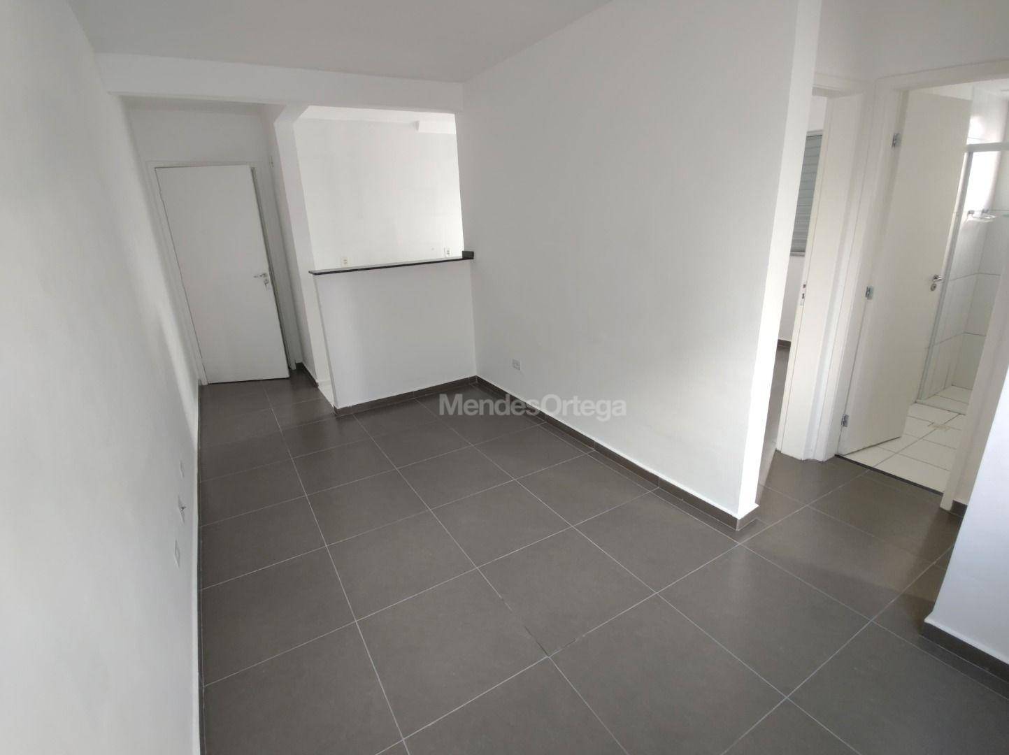 Apartamento para alugar com 2 quartos, 48m² - Foto 5