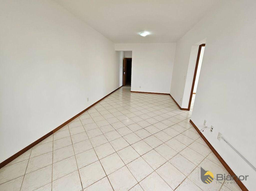 Apartamento para alugar com 2 quartos, 87m² - Foto 4