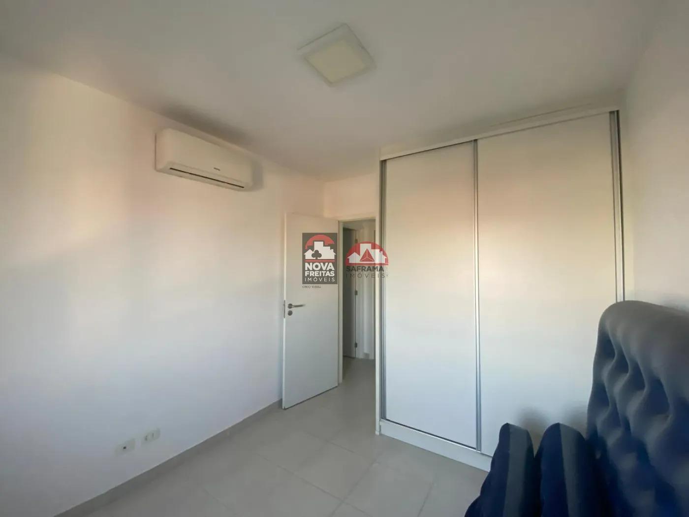 Apartamento à venda com 2 quartos, 70m² - Foto 13