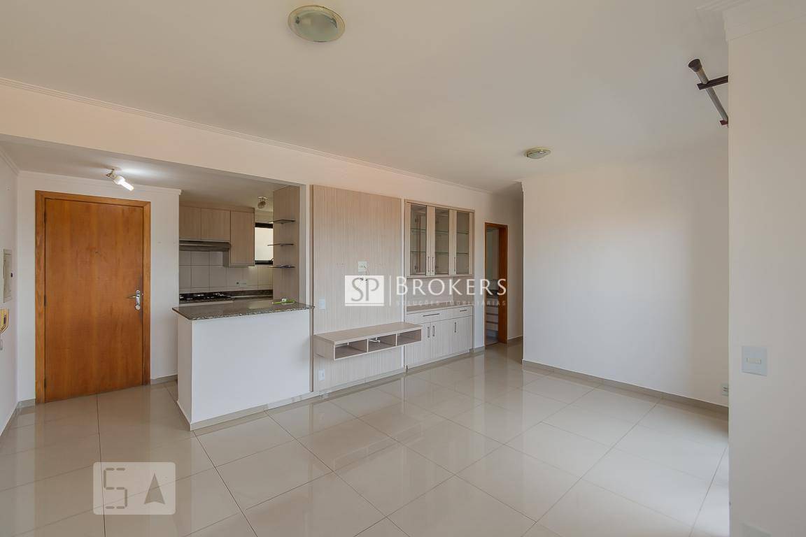 Apartamento à venda com 3 quartos, 82m² - Foto 2