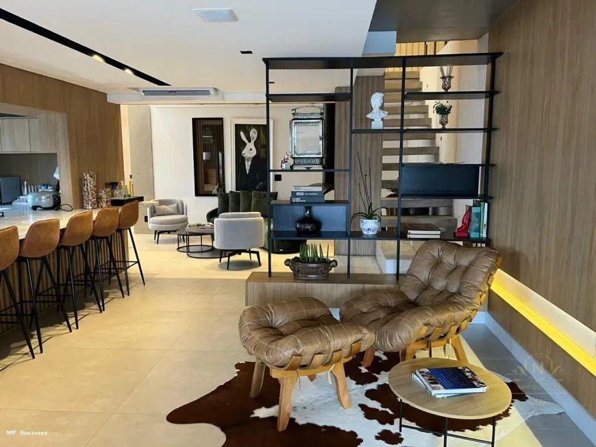 Cobertura à venda com 3 quartos, 215m² - Foto 8