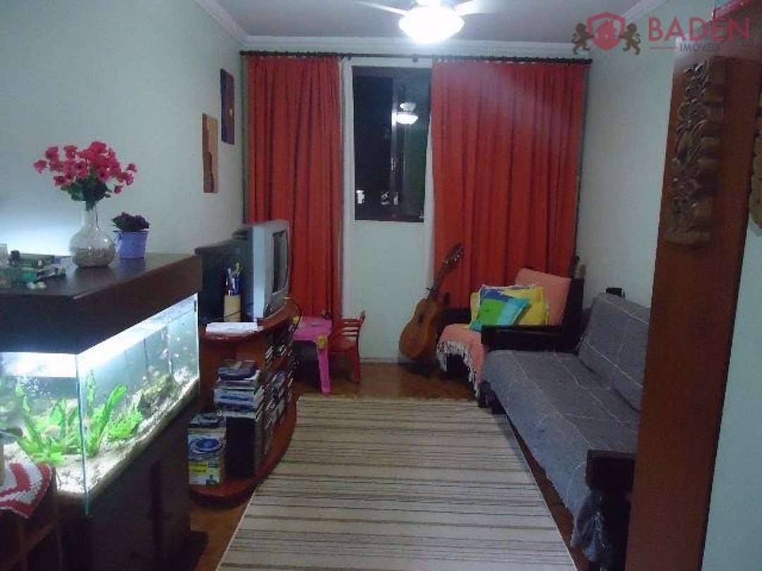 Apartamento à venda com 2 quartos, 56m² - Foto 1