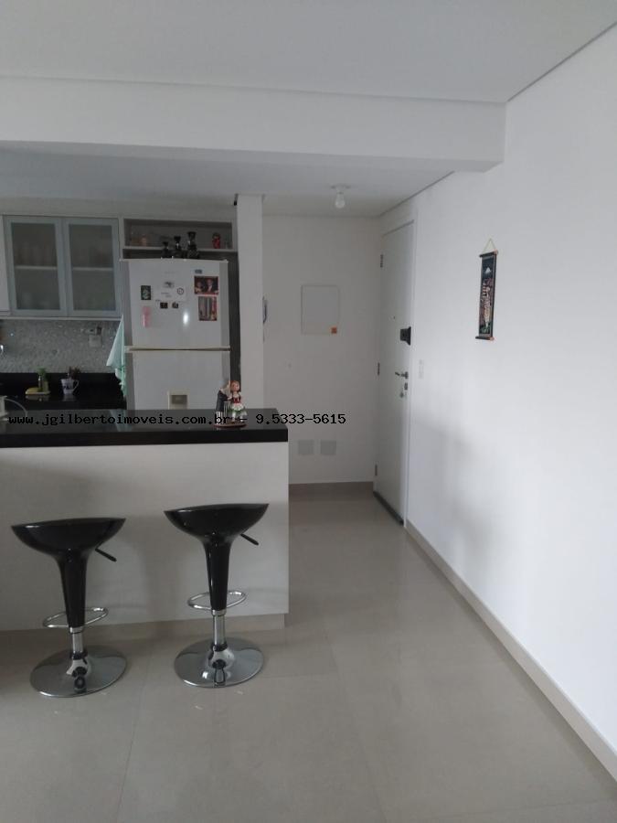 Apartamento à venda com 3 quartos, 98m² - Foto 8